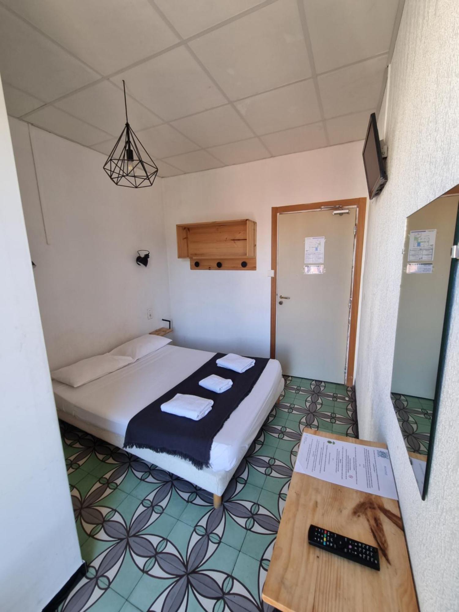 Hotel Le Centre Le Boulou Εξωτερικό φωτογραφία