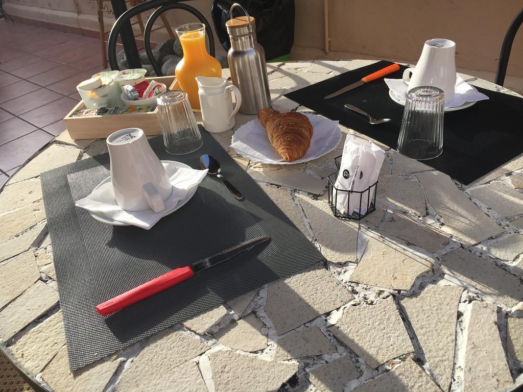 Hotel Le Centre Le Boulou Εξωτερικό φωτογραφία