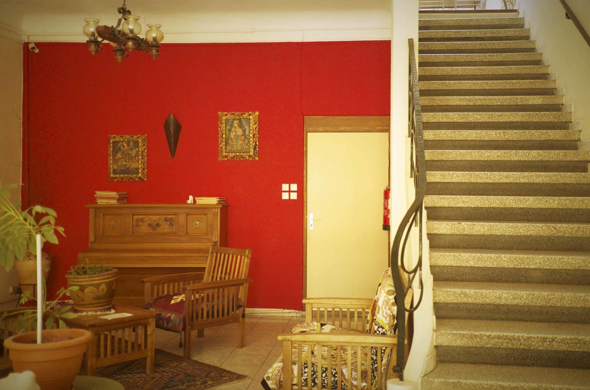 Hotel Le Centre Le Boulou Εξωτερικό φωτογραφία