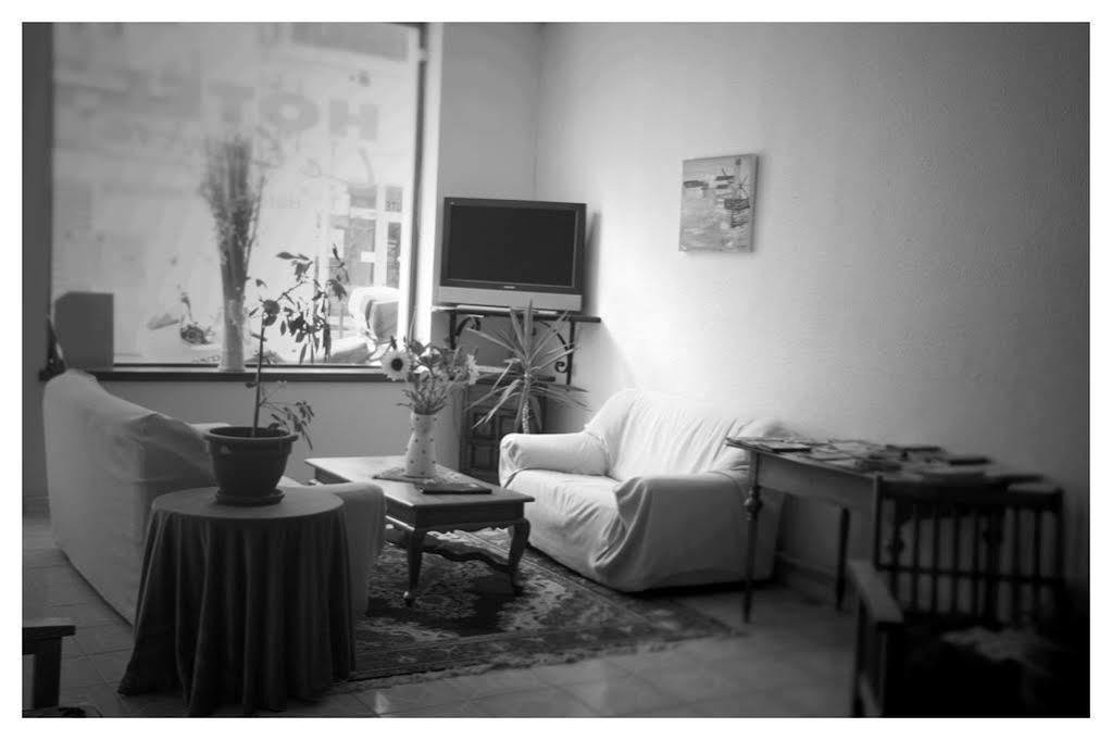Hotel Le Centre Le Boulou Εξωτερικό φωτογραφία