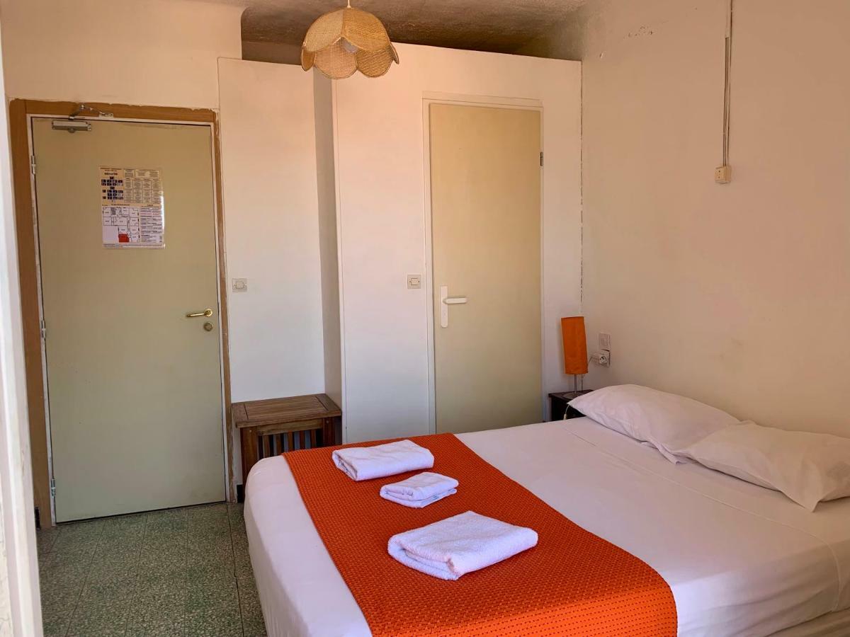 Hotel Le Centre Le Boulou Εξωτερικό φωτογραφία